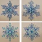 Preview: Vier Schneeflocken zweifarbig in Linienoptik 5-8 Preview: Vier Schneeflocken zweifarbig in Linienoptik 5-8
