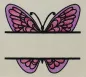 Mobile Preview: Stickdatei Split Butterfly 2, Foto mit pink-rot-schwarzem Schmetterling auf hellem Stoff. Davor mittig quer ein freier
Bestickungsplatz.