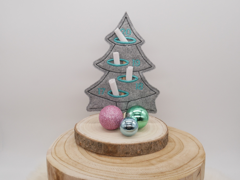 Stickdatei Set ITH Adventskalender-Tannen