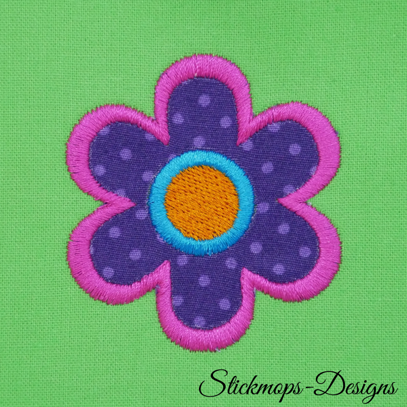 Preview: Freebie Stickdatei Blümchenapplikation