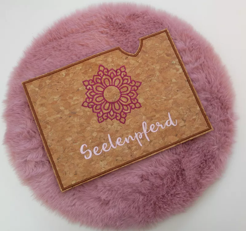 Stickdatei Set ITH Equidenpasshüllen + Einzelmotive